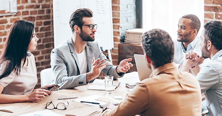 ZUSAMMENARBEIT MIT AGENTUREN