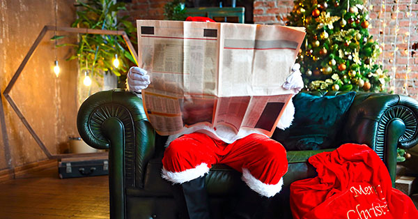 weihnachtsmann-journalisten-geschenke